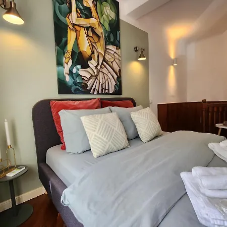 The-Point Lovely Studio In Center Of Bucureşti Exterior foto
